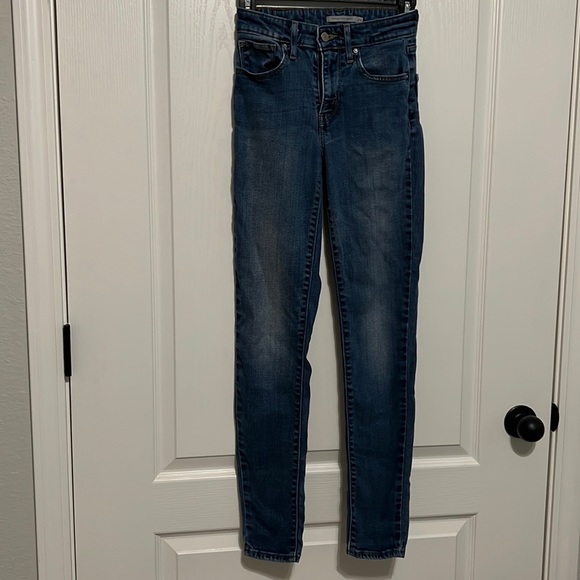 Levi’s barely used still in good condition - Picture 1 of 7